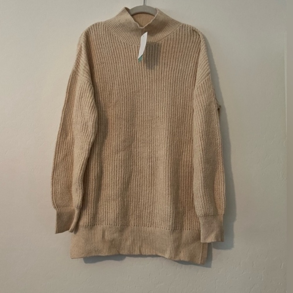Anound Sweater